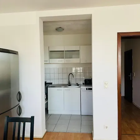 Central Apartment *
